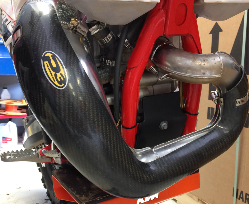 Main image of P3 Carbon Pipe Guard Beta X-Trainer 250/300 15-24